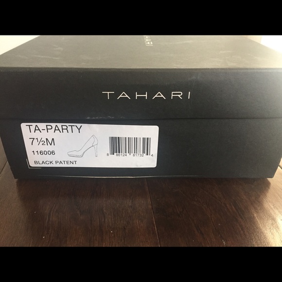 Tahari black patent leather heels - Picture 8 of 8